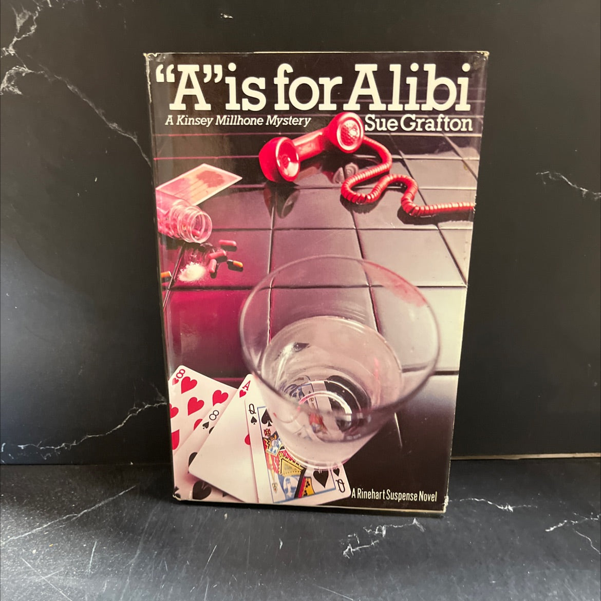 a is for alibi book, by sue grafton, 1982 Hardcover image 1