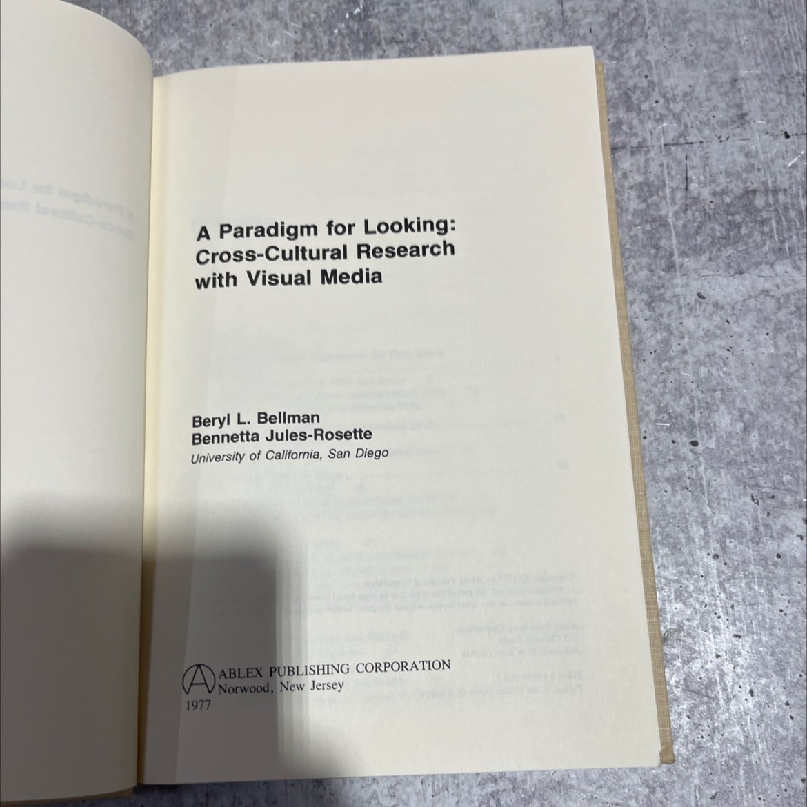 a paradigm for looking: cross-cultural research with visual media book, by Beryl L. Bellman, Bennetta Jules-Rosette, image 2