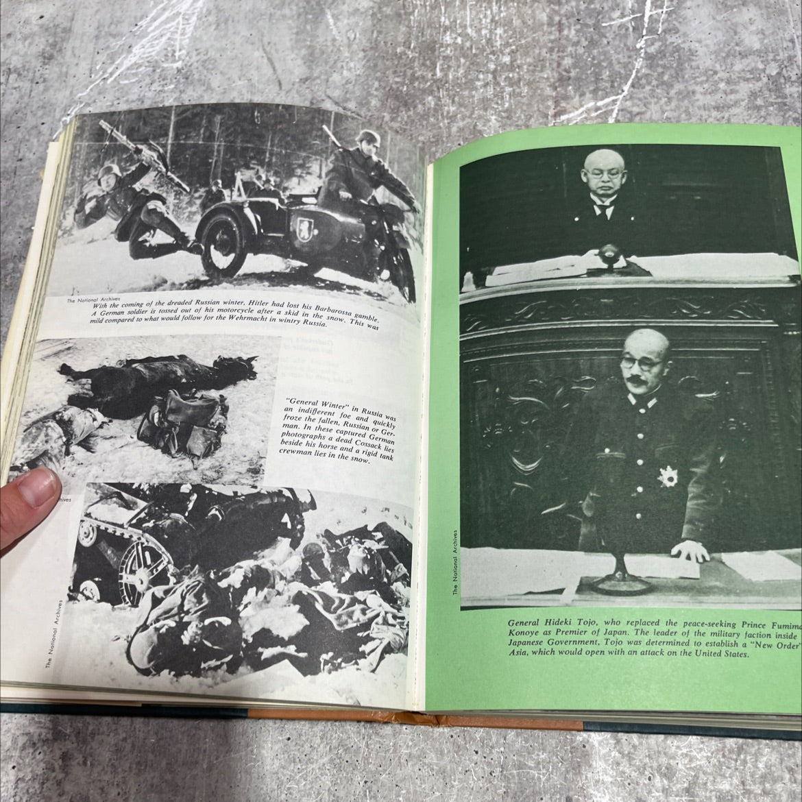 a pictorial history of the world war ii years book, by edward jablonski, 1977 Hardcover image 4