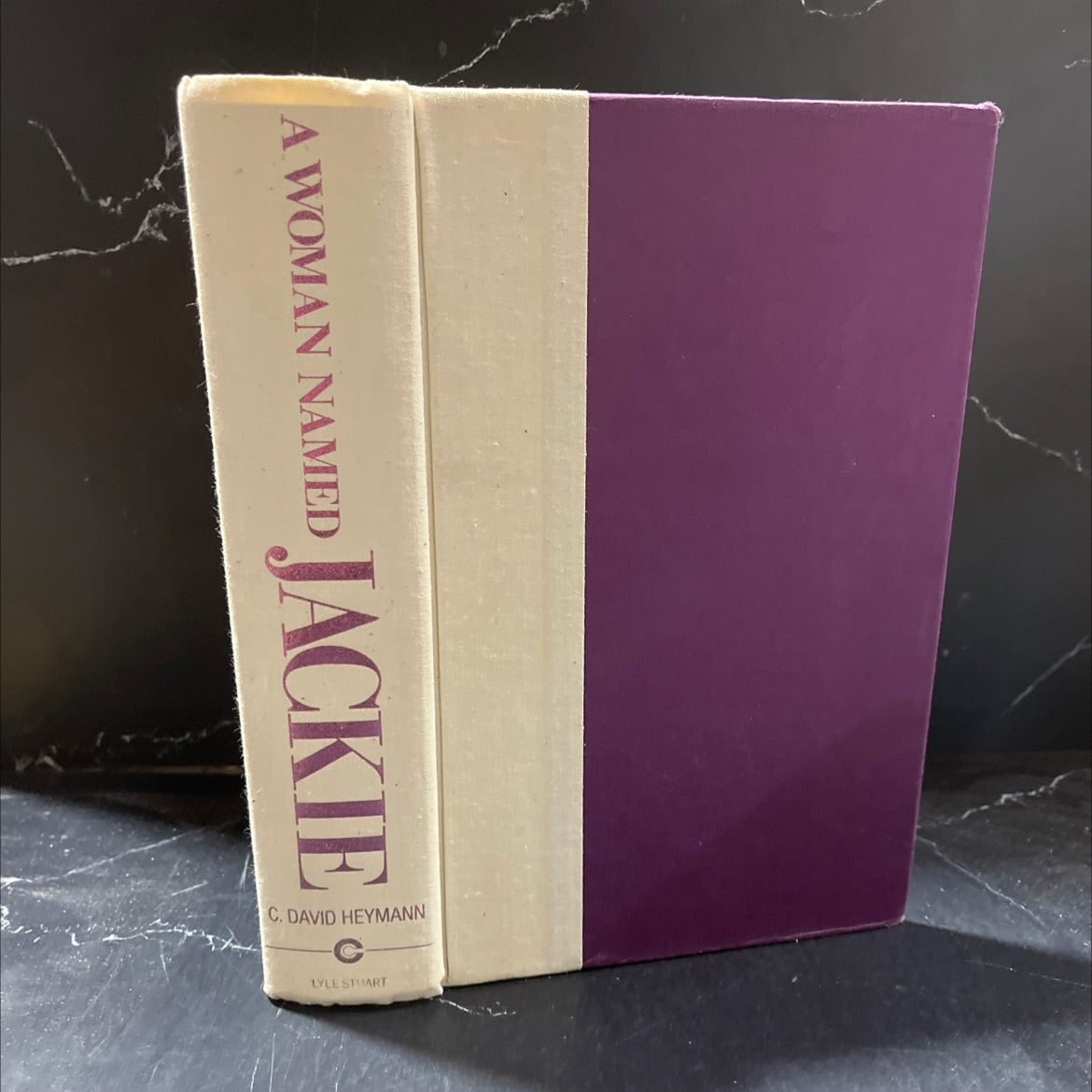 a woman named jackie book, by c. david heymann, 1989 Hardcover image 1