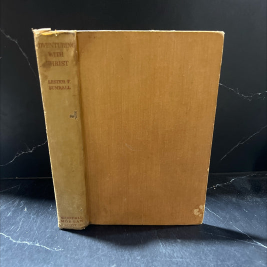 adventuring with christ the triumphant experiences of two men of god around the world book, by lester f. sumrall, 1970 image 1
