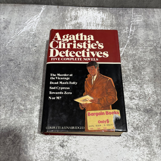 agatha christie's detectives book, by agatha christie, 1982 Hardcover image 1