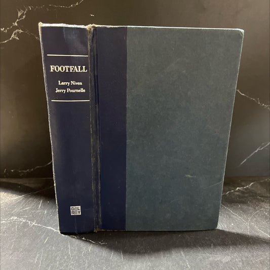 aitdoor footfall book, by Larry Niven, Jerry Pournelle, 1985 Hardcover image 1