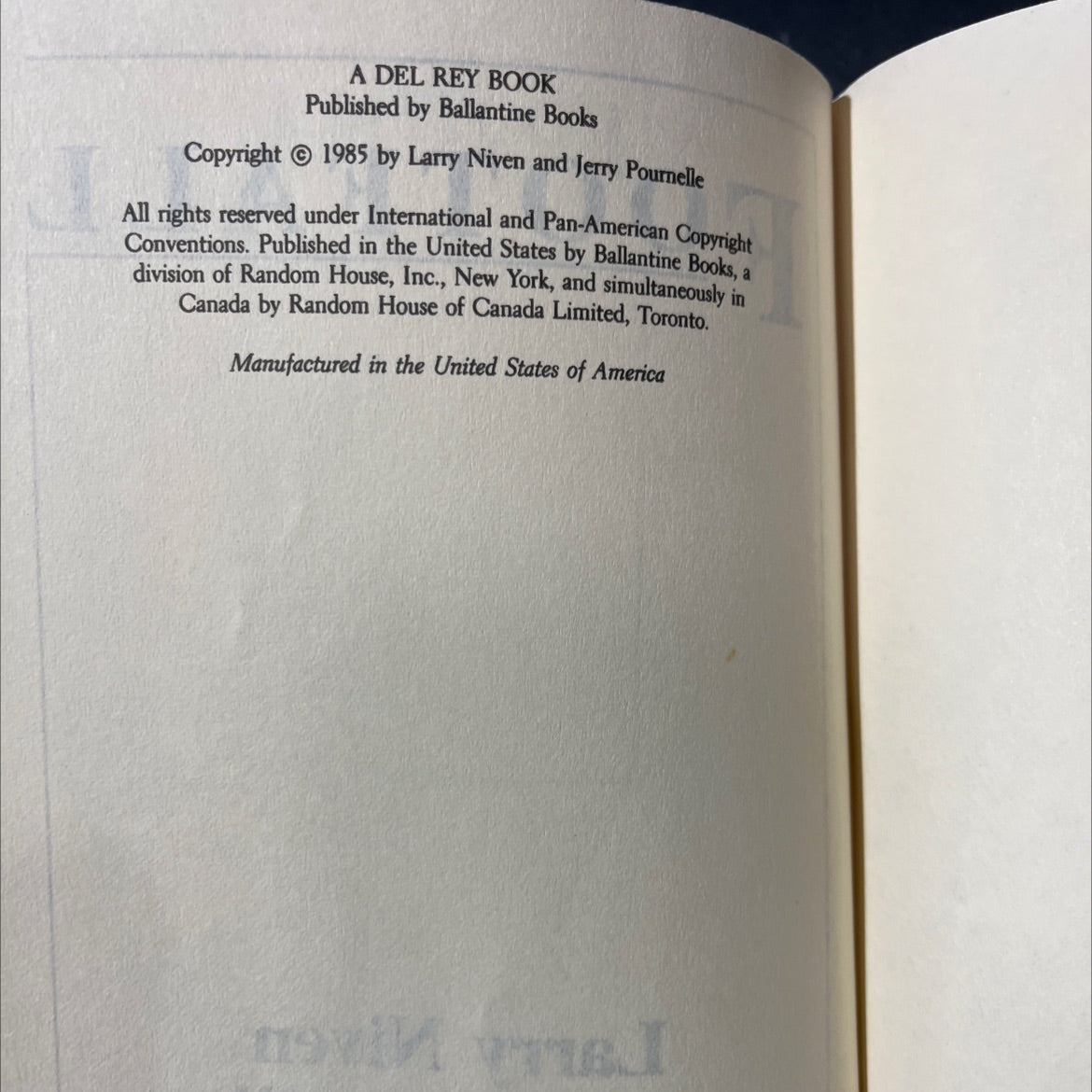 aitdoor footfall book, by Larry Niven, Jerry Pournelle, 1985 Hardcover image 3