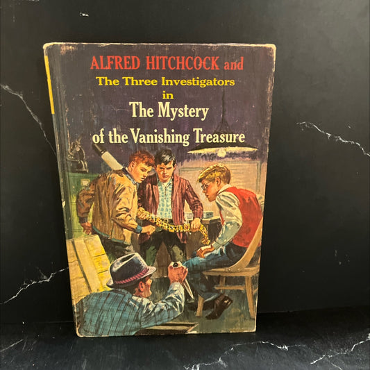 alfred hitchcock and the three investigators in the mystery of the vanishing treasure book, by robert arthur, 1966 image 1