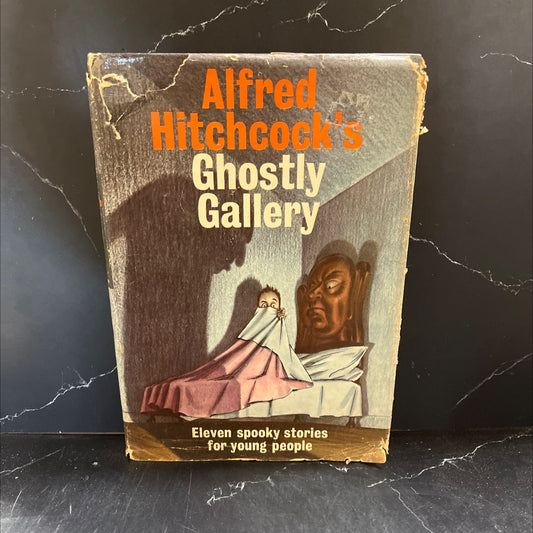 alfred hitchcock's ghostly gallery book, by alfred hitchcock, 1962 Hardcover image 1