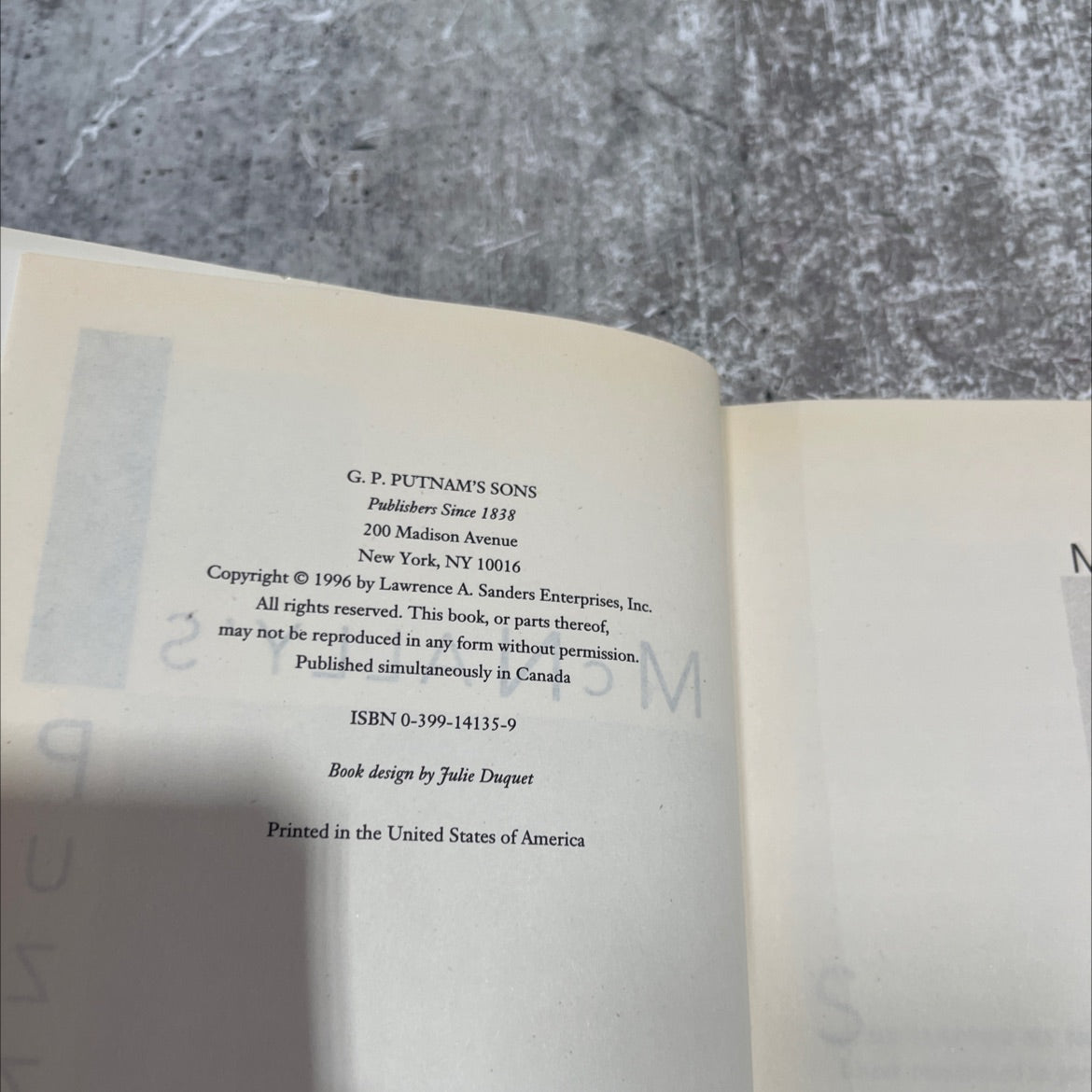 ally mcnally's le punn book, by lawrence sanders, 1996 Hardcover image 3