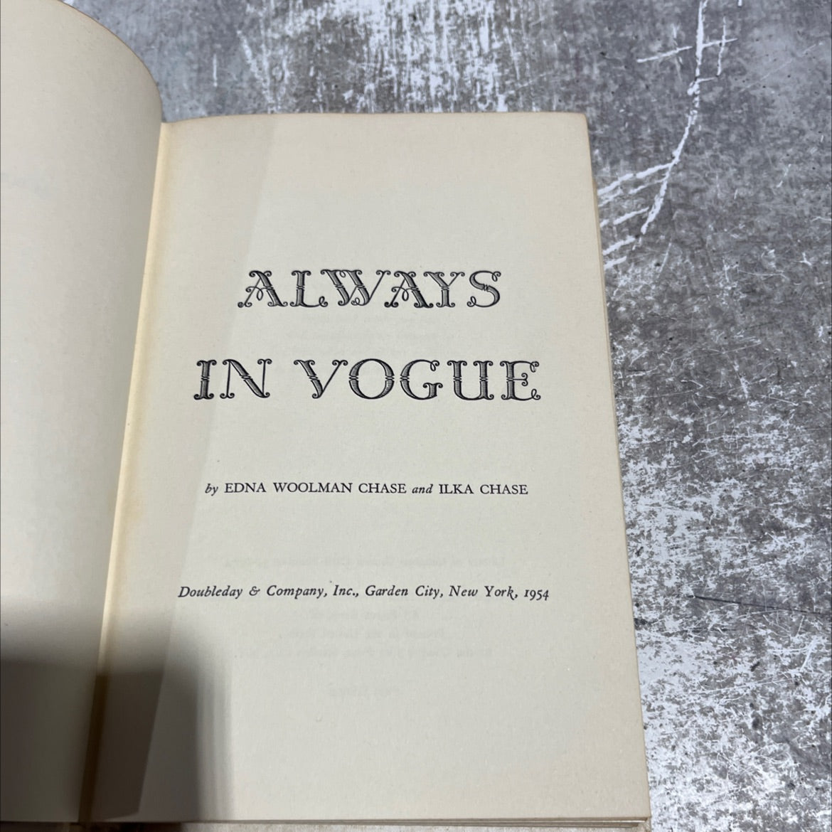 SIGNED always in vogue book, by edna woolman chase and ilka chase, 1954 Hardcover, First Edition, Vintage image 2