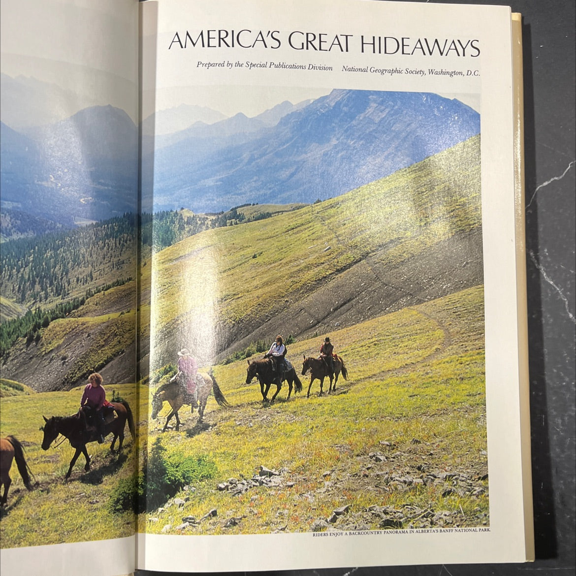 america's great hideaways book, by national geographic society, 1986 Hardcover image 2