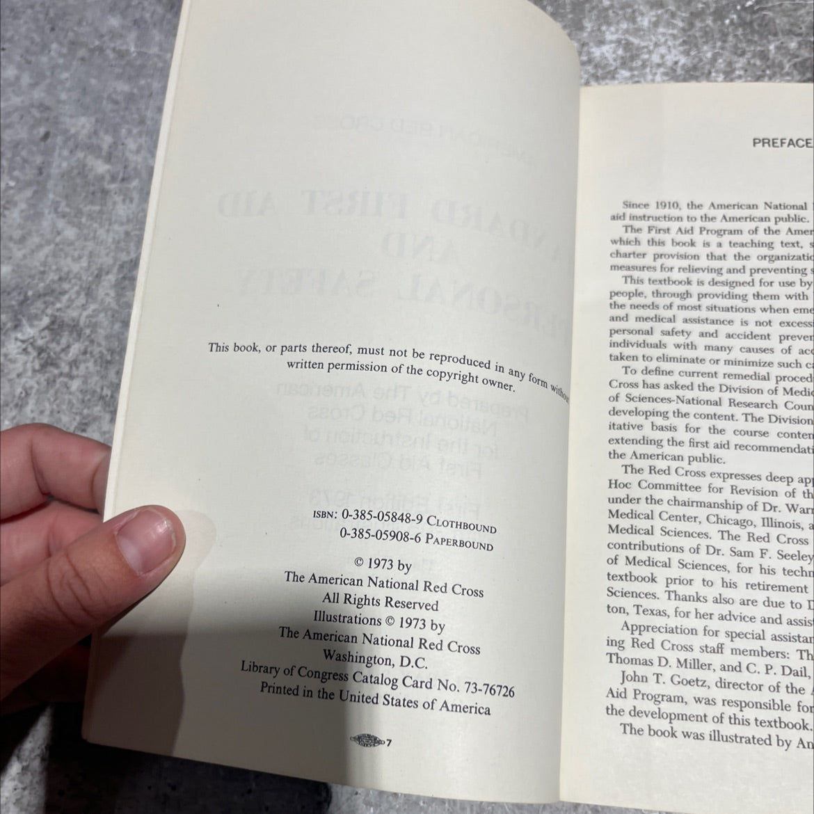 american red cross standard first aid and personal safety book, by the american national red cross, 1975 Paperback image 3