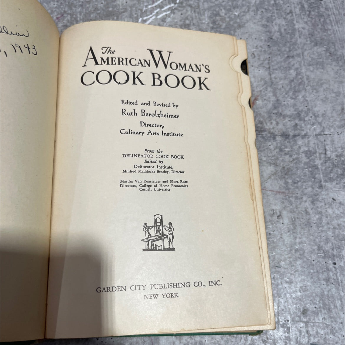 american woman's cook book book, by ruth berolzheimer, 1943 Hardcover image 2