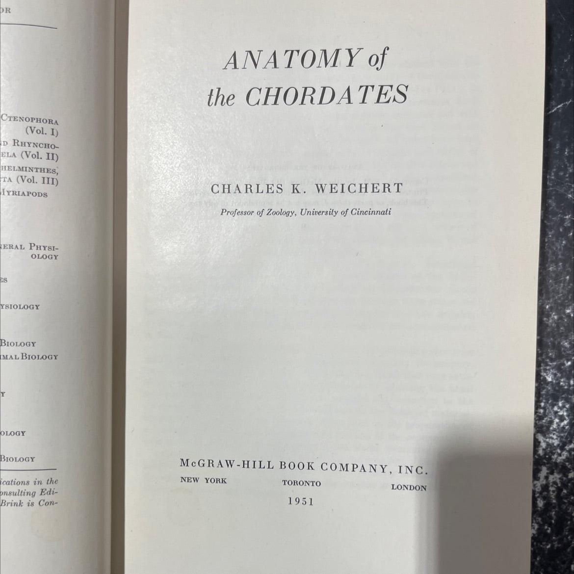 anatomy of the chordates book, by charles k. wiechert, 1951 Hardcover image 2
