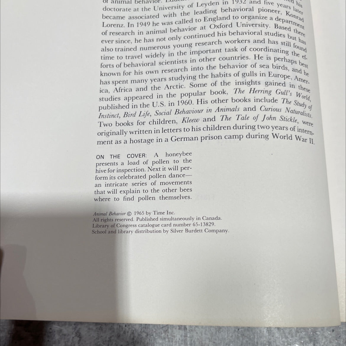 animal behavior book, by Niko Tinbergen, 1965 Hardcover image 3