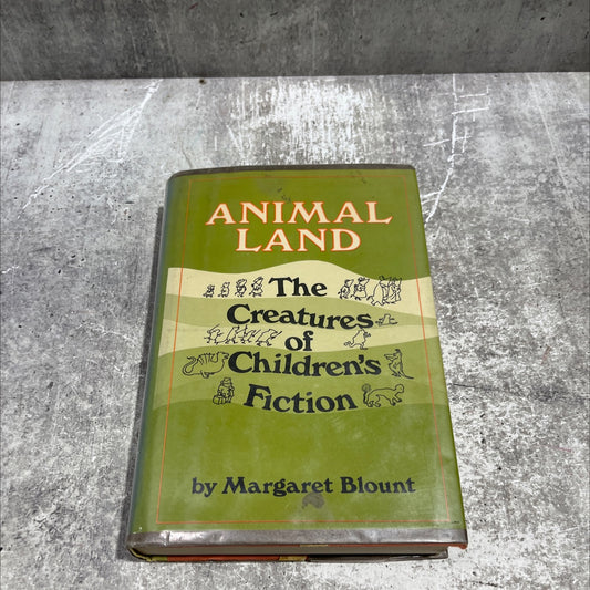 animal land the creatures of children's fiction book, by margaret blount, 1975 Hardcover image 1