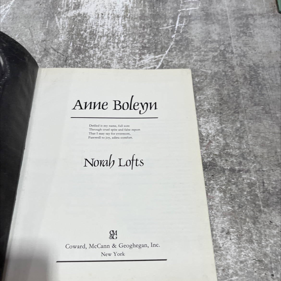 anne boleyn defiled book, by norah lofts, 1980 Hardcover image 2