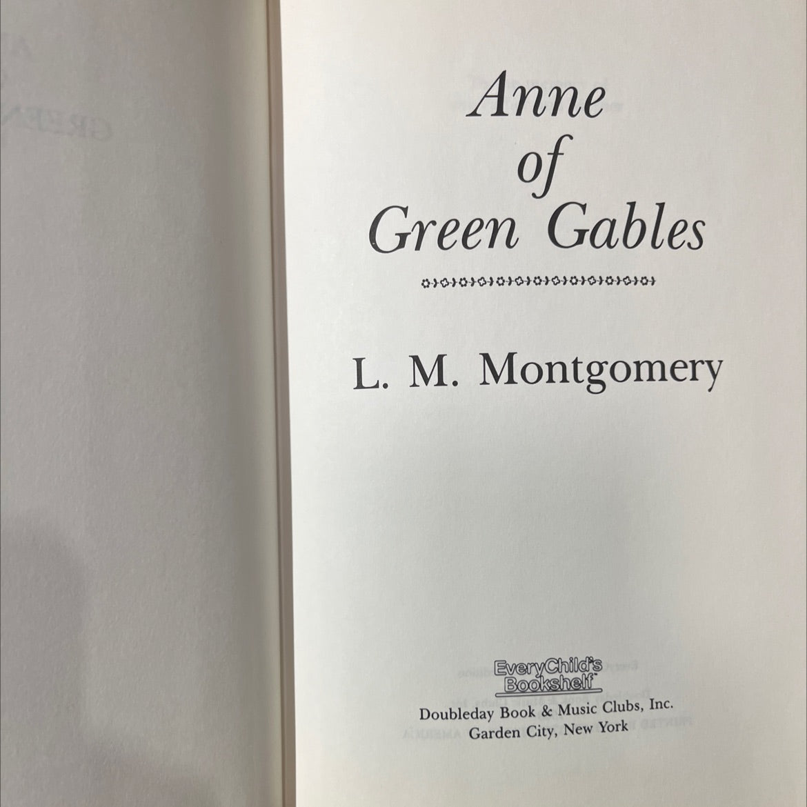 anne of green gables book, by l. m. montgomery, 1988 Hardcover image 2
