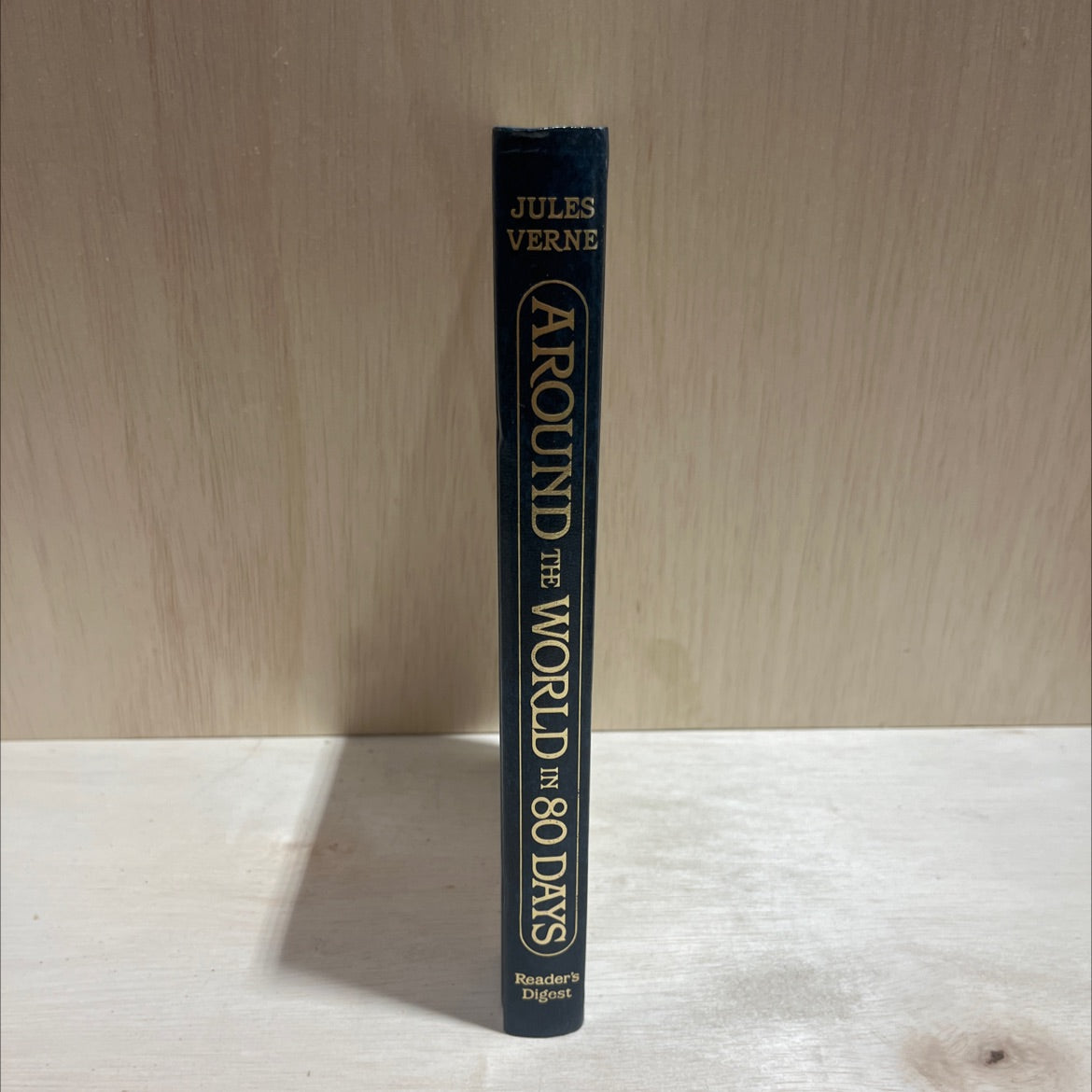 around the world in 80 days book, by jules verne, 1988 Hardcover image 4