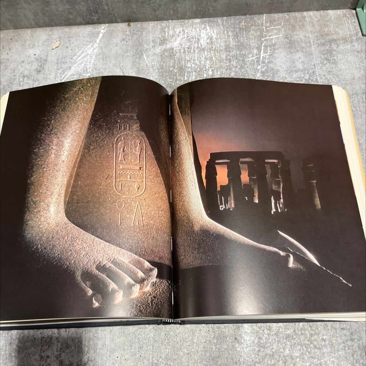 atlas of ancient egypt book, by Graham Speake, 1987 Hardcover image 4