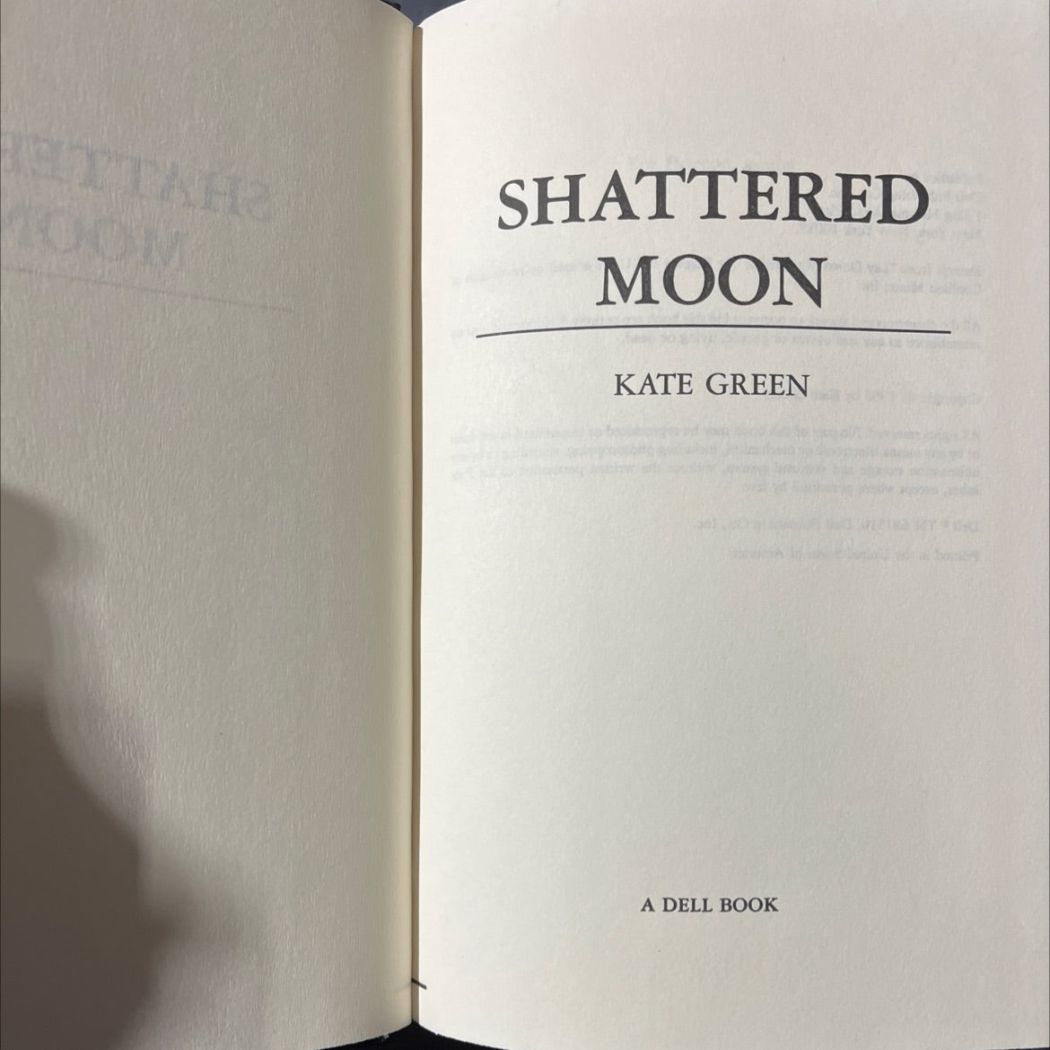 attah toom shattered moon book, by kate green, 1986 Hardcover image 2