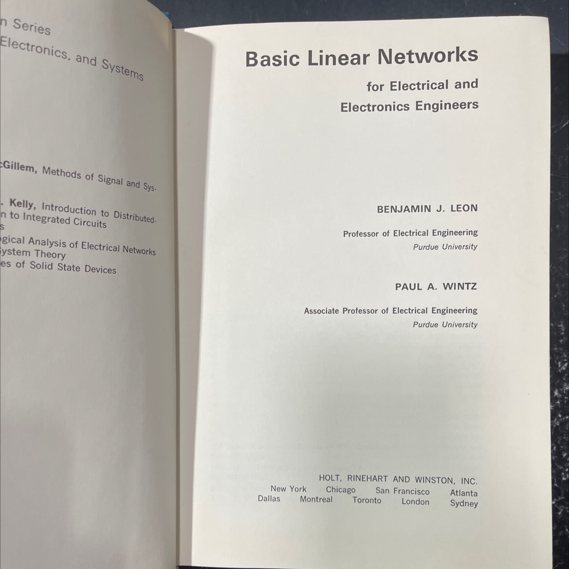 basic linear networks for electrical and electronics engineers book, by benjamin j. leon, paul a. wintz, 1970 Hardcover image 2