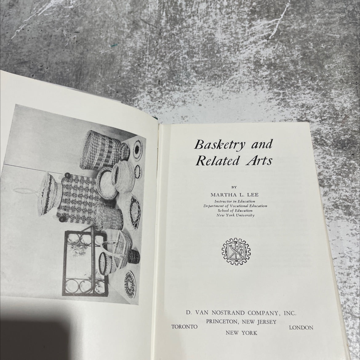 basketry and related arts book, by martha l. lee, 1948 Hardcover image 2