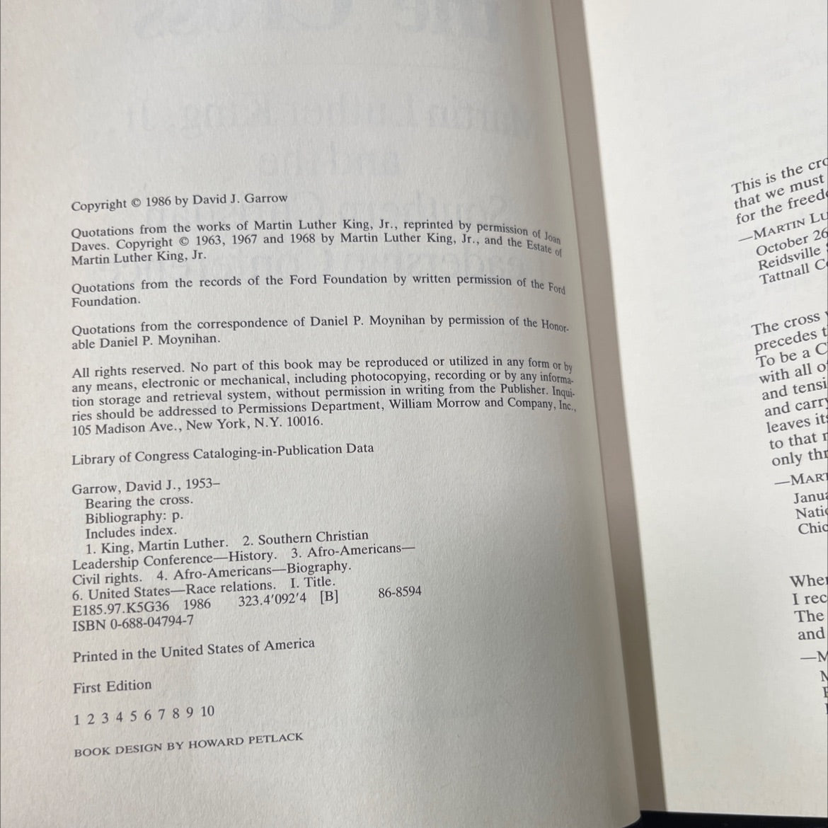 bearing the cross martin luther king jr and the southern christian leadership conference book, by david j garrow, 1986 image 3