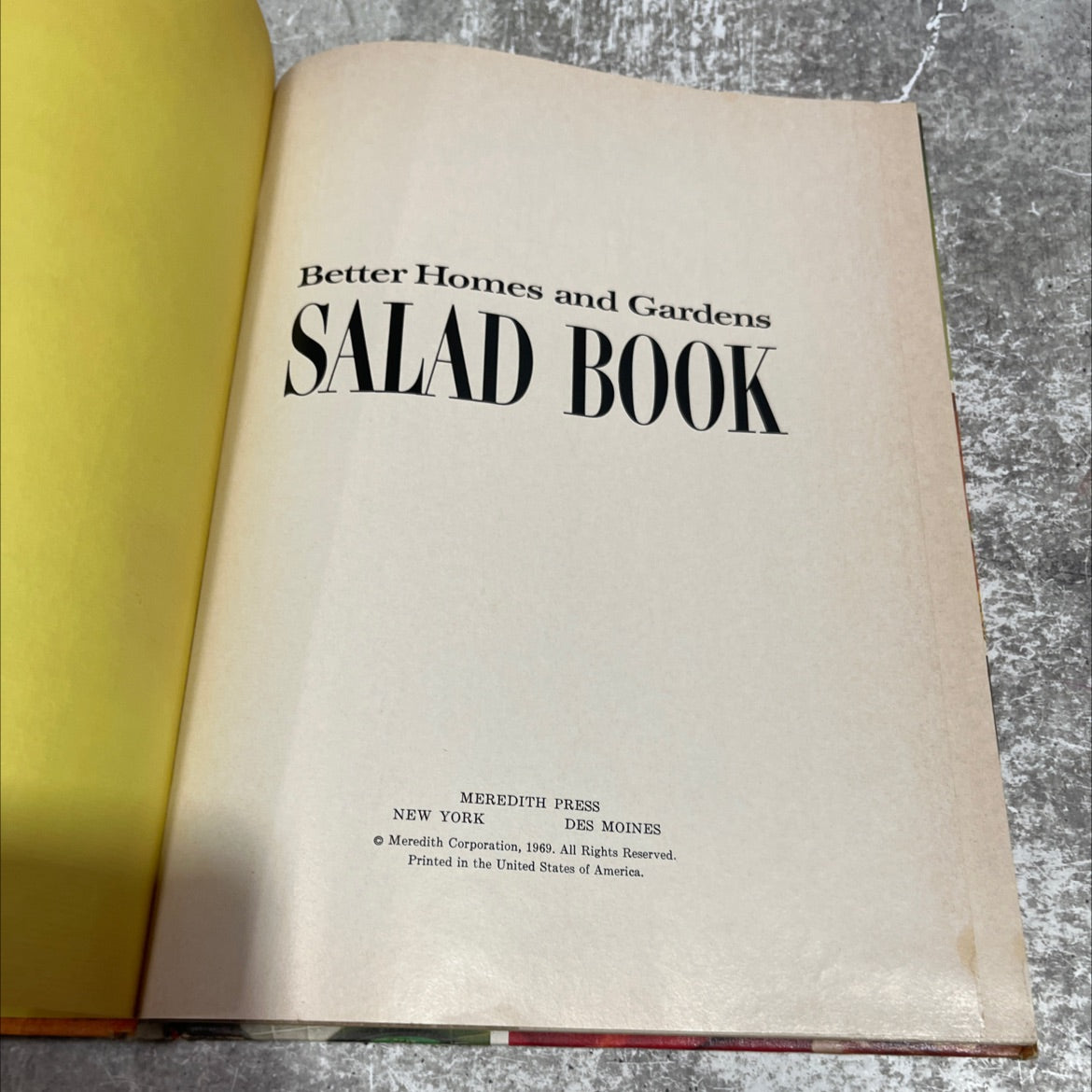 better homes and gardens salad book book, by unknown, 1969 Hardcover image 3