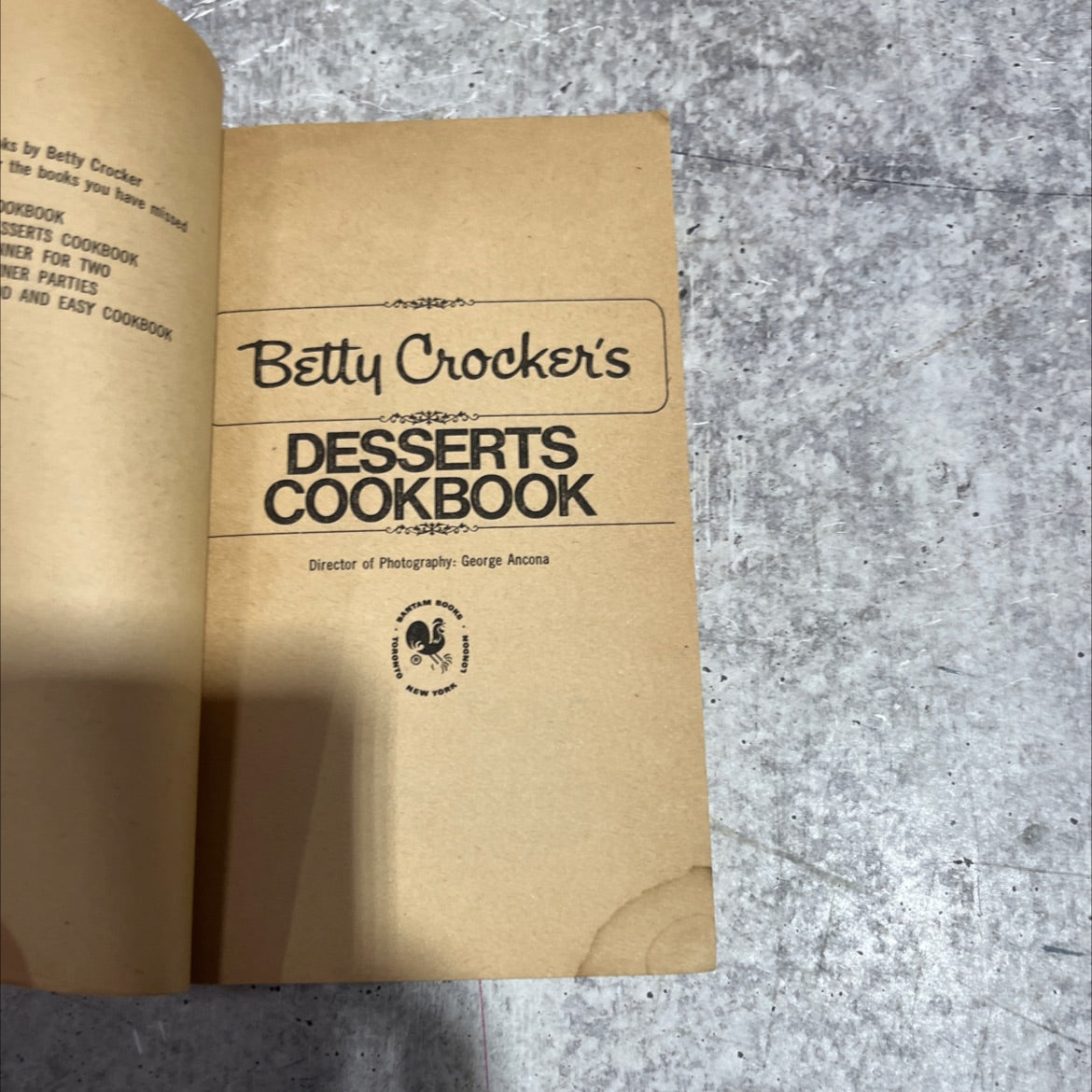 betty crocker's desserts cookbook book, by betty crocker, 1975 Paperback image 2