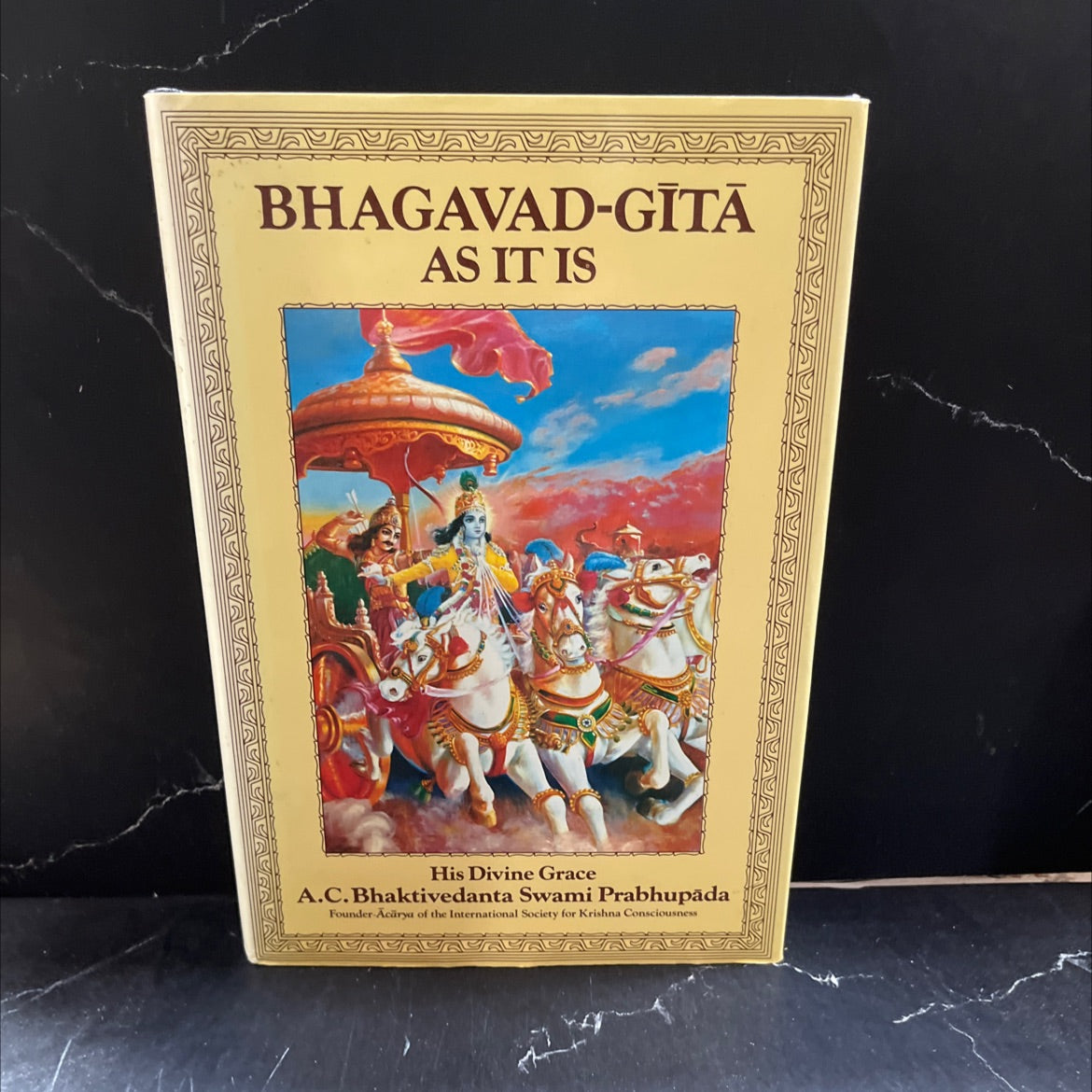 bhagavad-gītā as it is book, by A.C. Bhaktivedanta Swami Prabhupada, 1972 Hardcover image 1