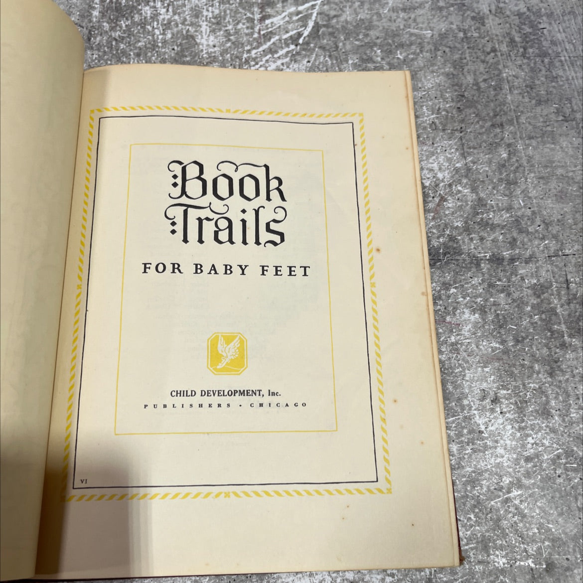book trails for baby feet book, by unknown, 1928 Hardcover image 2