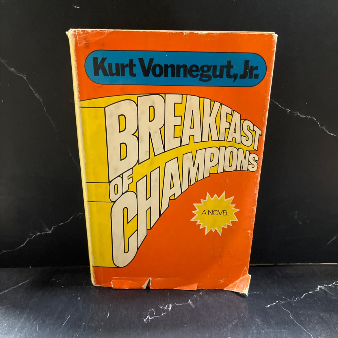 breakfast of champions book, by kurt vonnegut, jr., 1973 Hardcover image 1