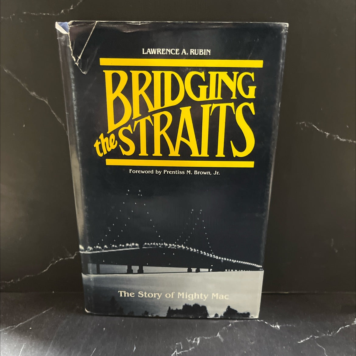 bridging the straits the story of mighty mac book, by lawrence a. rubin, 1985 Hardcover image 1