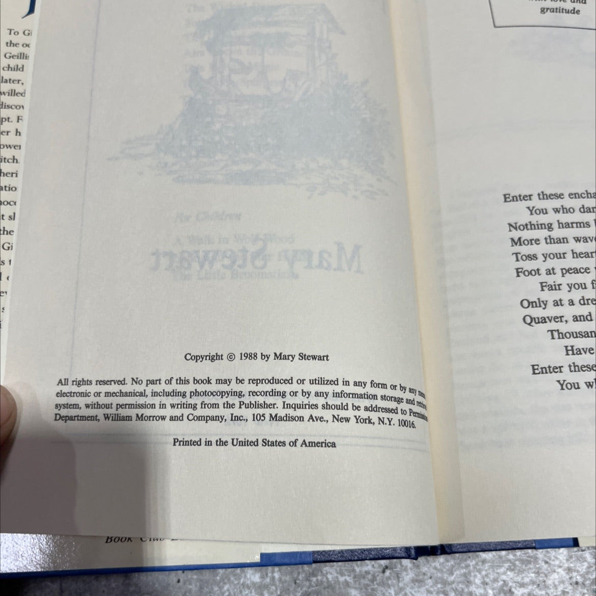 broomstick book, by Mary Stewart, 1988 Hardcover image 3