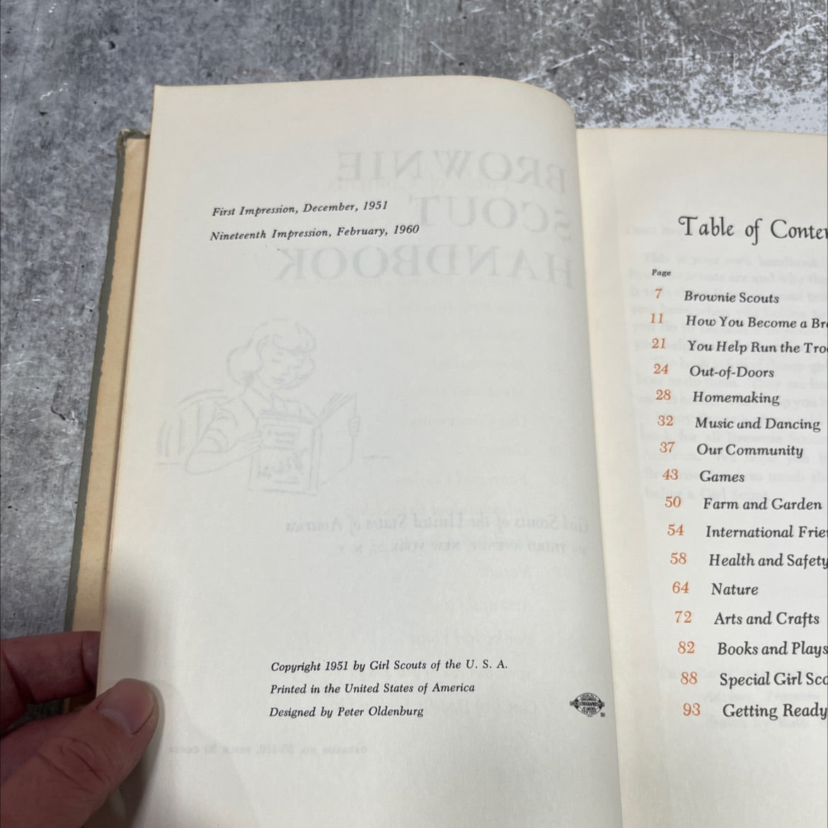 brownie scout handbook book, by girl scouts of the united states of america, 1960 Hardcover image 3