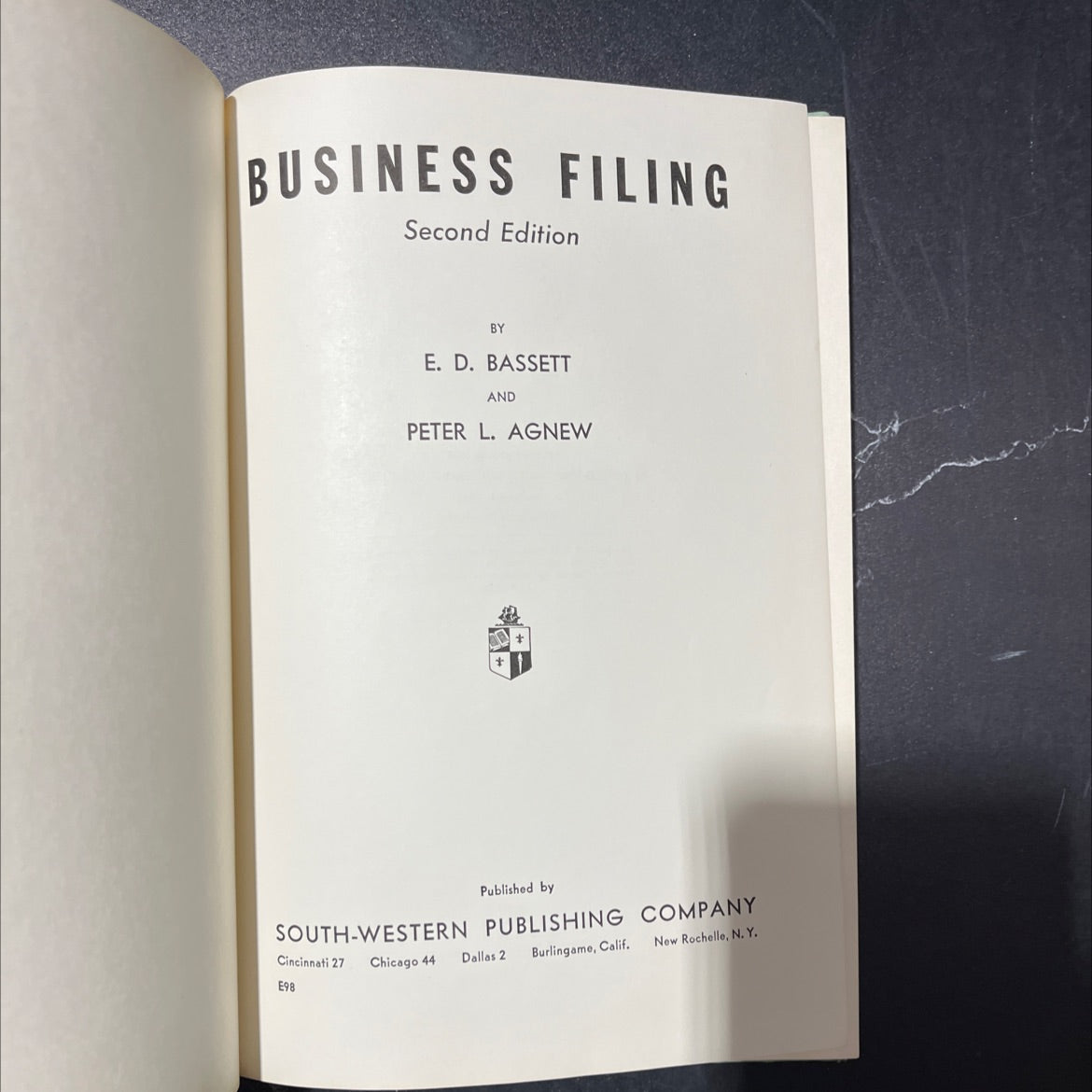 business filing book, by e. d. bassett and peter l. agnew, 1955 Hardcover image 2