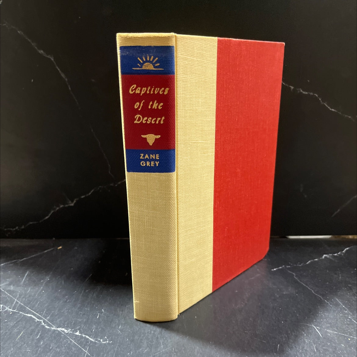 captives of the desert book, by zane grey, 1954 Hardcover image 1