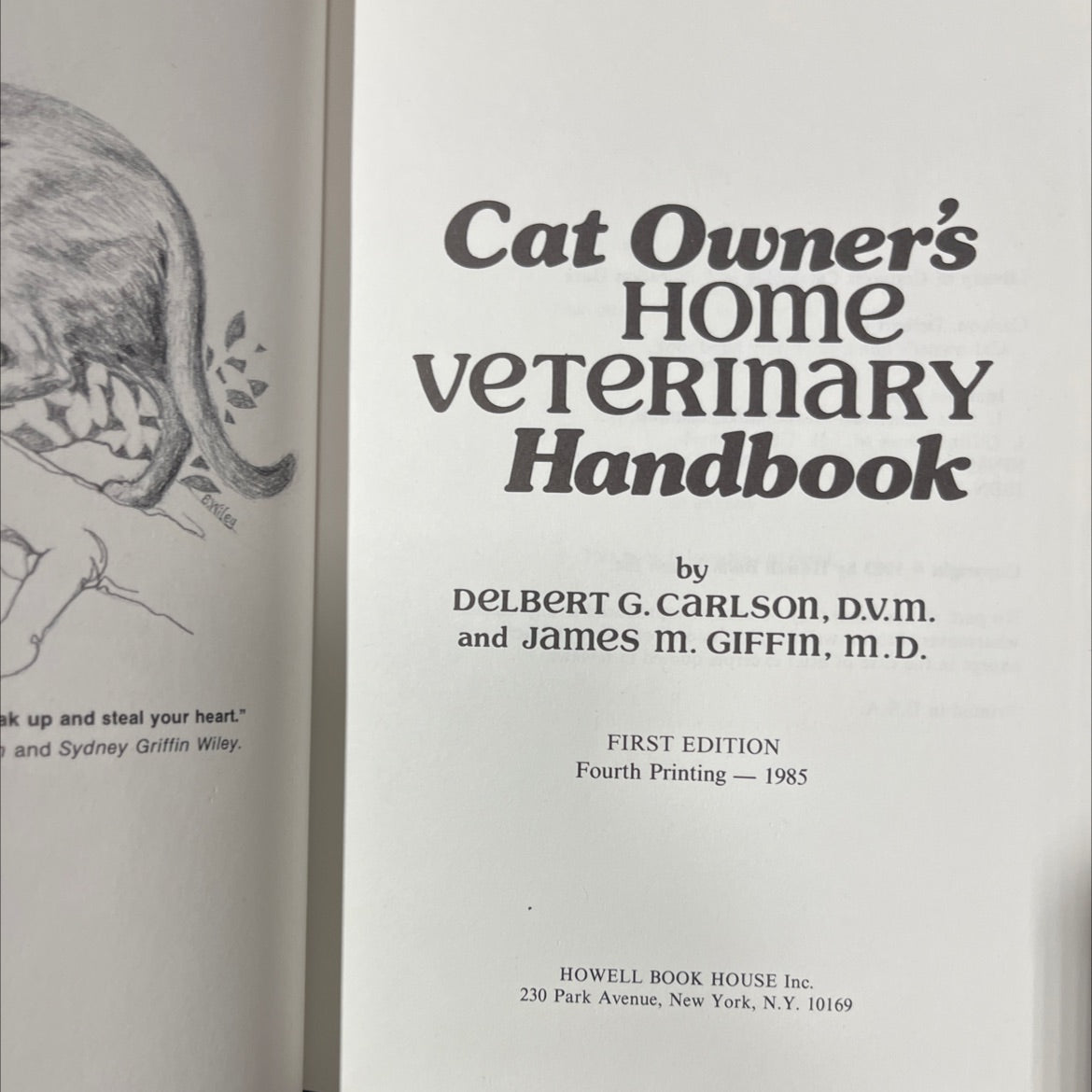 cat owner's home veterinary handbook book, by delbert g. carlson, d.v.m. and james m. giffin, m.d., 1985 Hardcover image 2