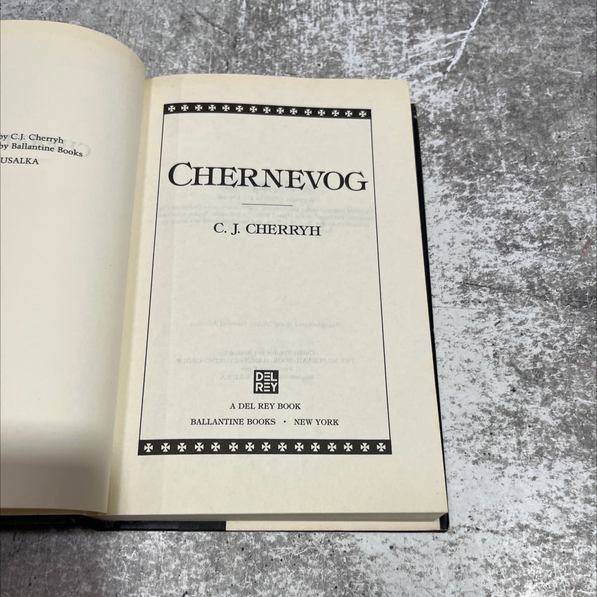 chernevog book, by C.J. Cherryh, 1990 Hardcover image 2