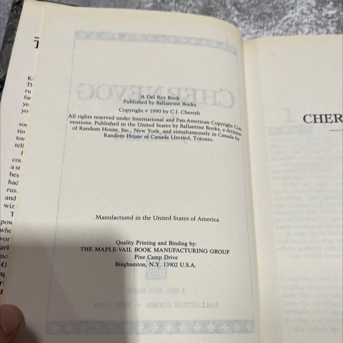 chernevog book, by C.J. Cherryh, 1990 Hardcover image 3