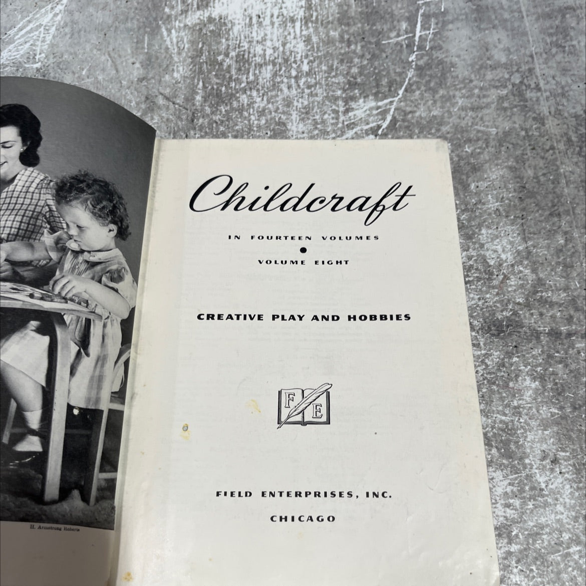 childcraft creative play and hobbies book, by H. Armstrong Roberts, 1949 Hardcover image 2