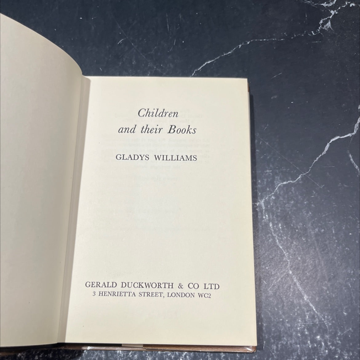 children and their books book, by gladys williams, 1970 Hardcover image 2
