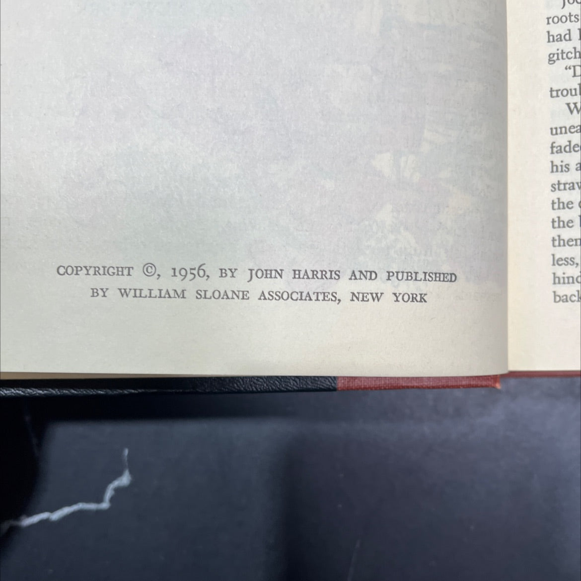 close to the wind book, by John Harris, 1956 Hardcover image 3