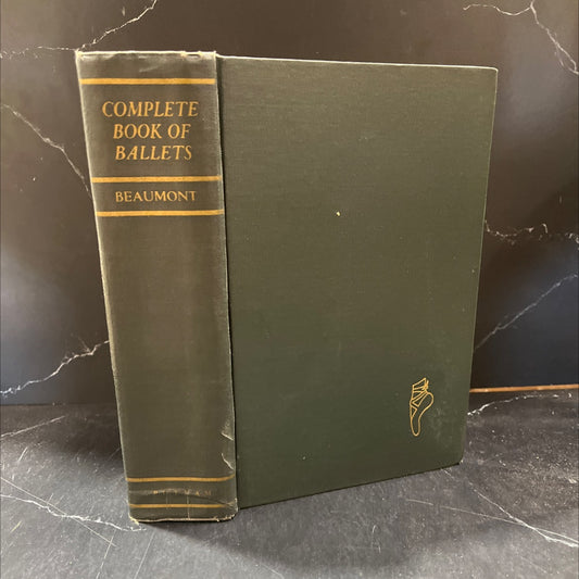 complete book of ballets book, by cyril w. beaumont, 1938 Hardcover image 1