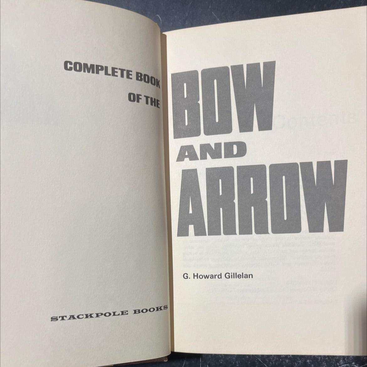 complete book of the bow and arrow book, by g. howard gillelan, 1971 Hardcover image 2