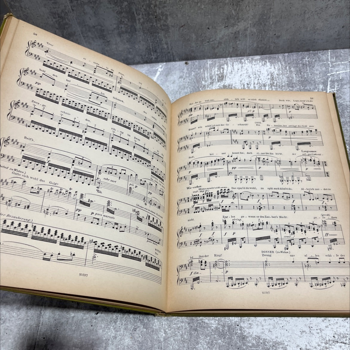 das rheingold book, by unknown, 1970 Hardcover image 3
