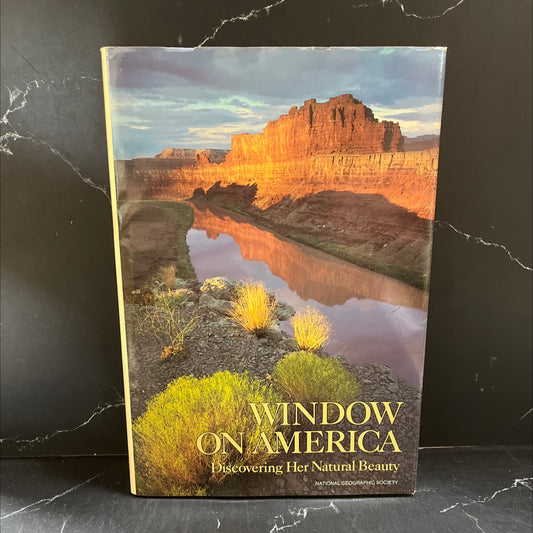 david hiser nd of stone in utah's canyonlands national park window on america discovering her natural beauty book, by image 1