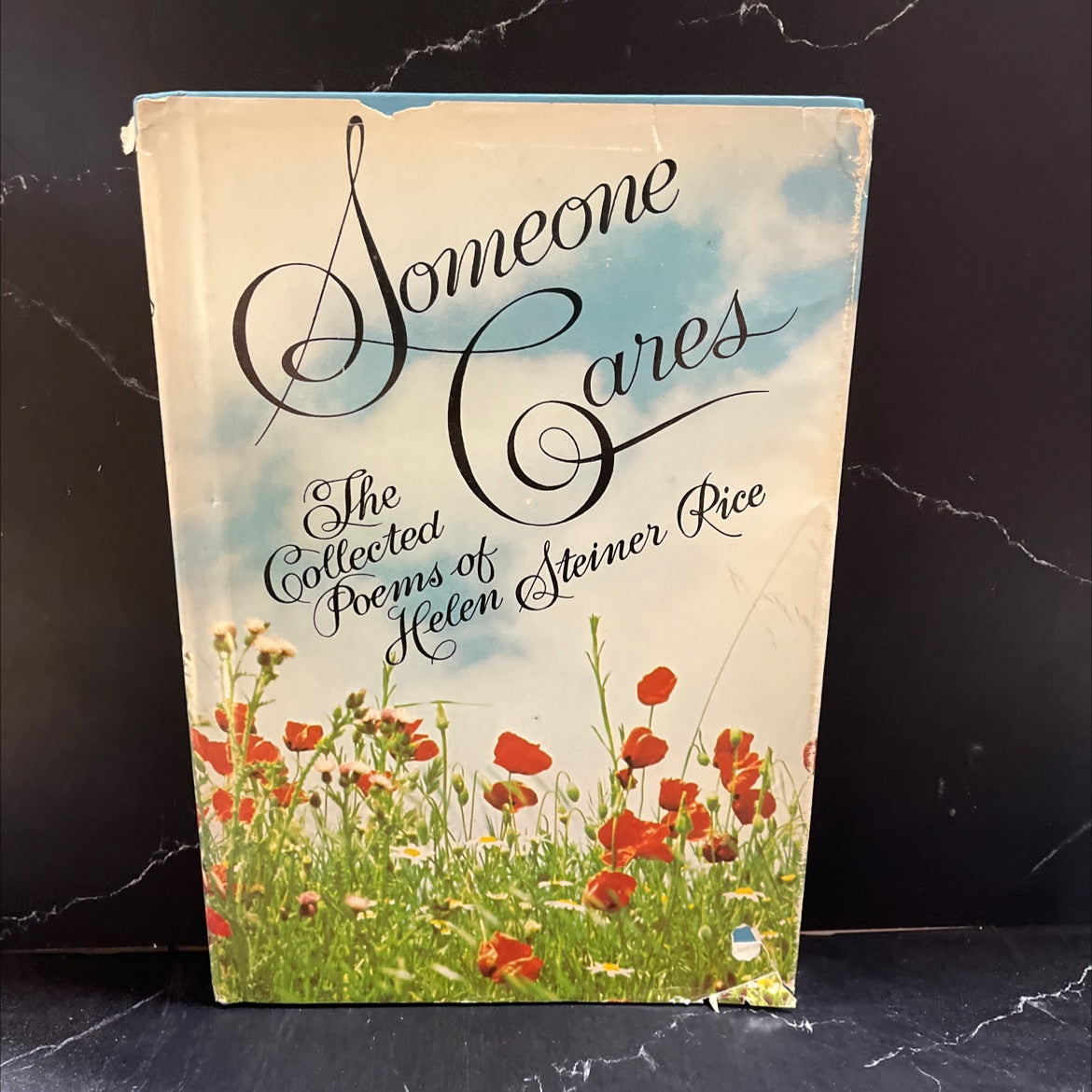 days of dark distress s to love more and hate less book, by Helen Steiner Rice, 1972 Hardcover image 1