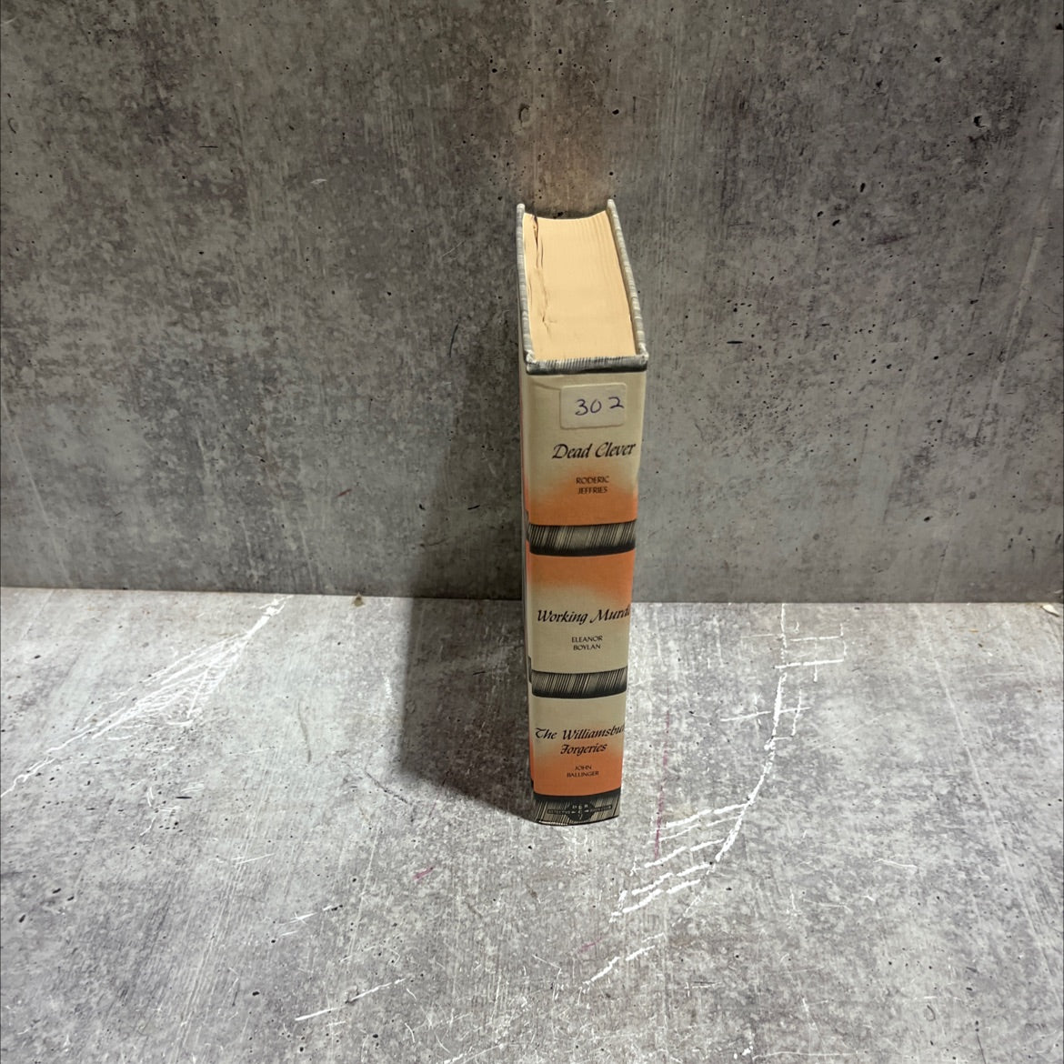 dead clever book, by roderic jeffries, 1989 Hardcover image 4