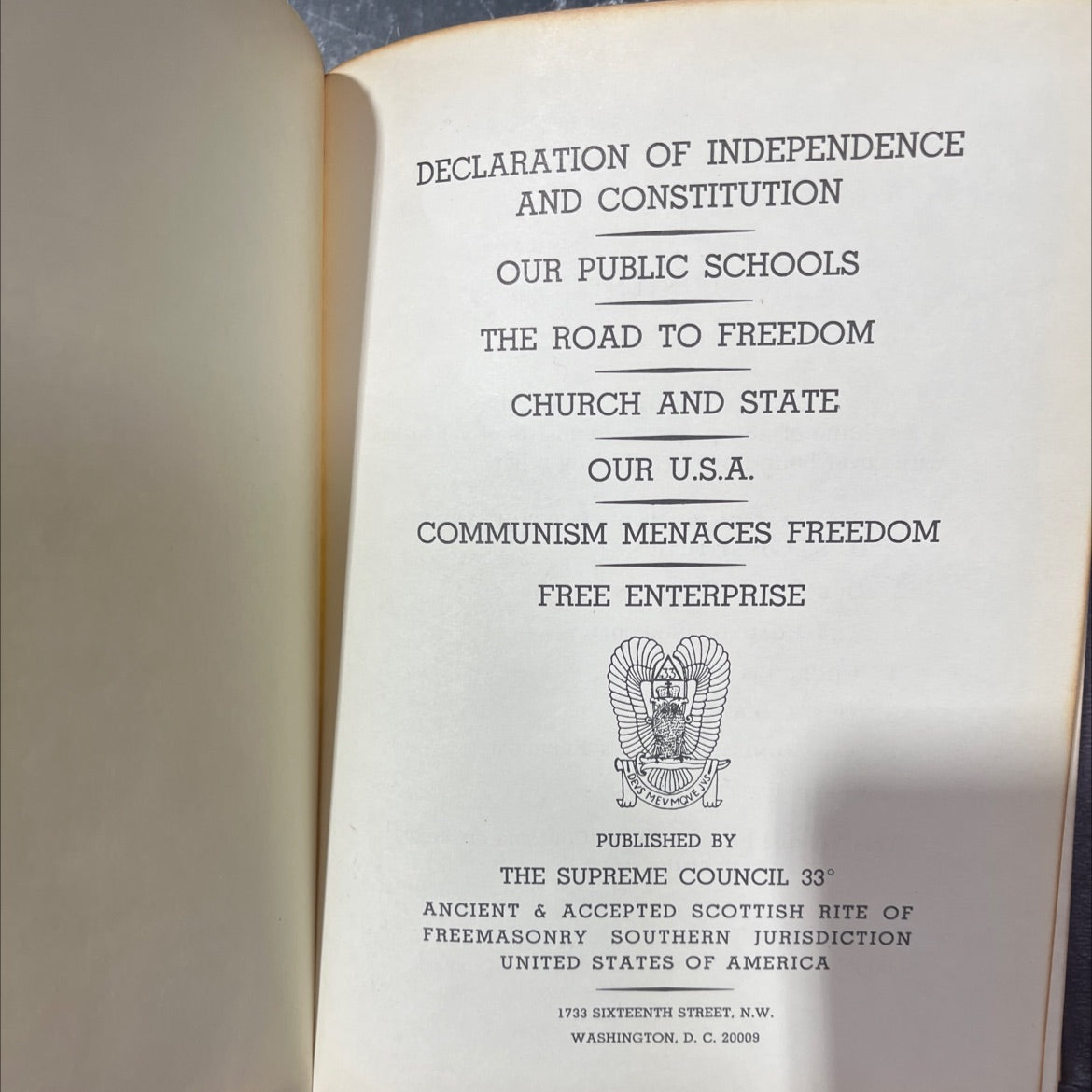declaration of independence and constitution book, by unknown, 1967 Hardcover image 2