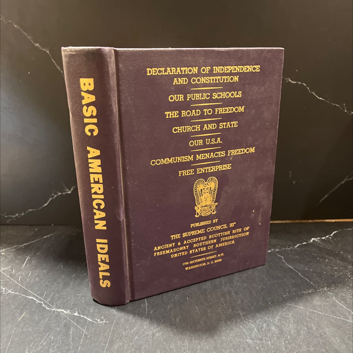 declaration of independence and constitution book, by unknown, 1967 Hardcover image 1